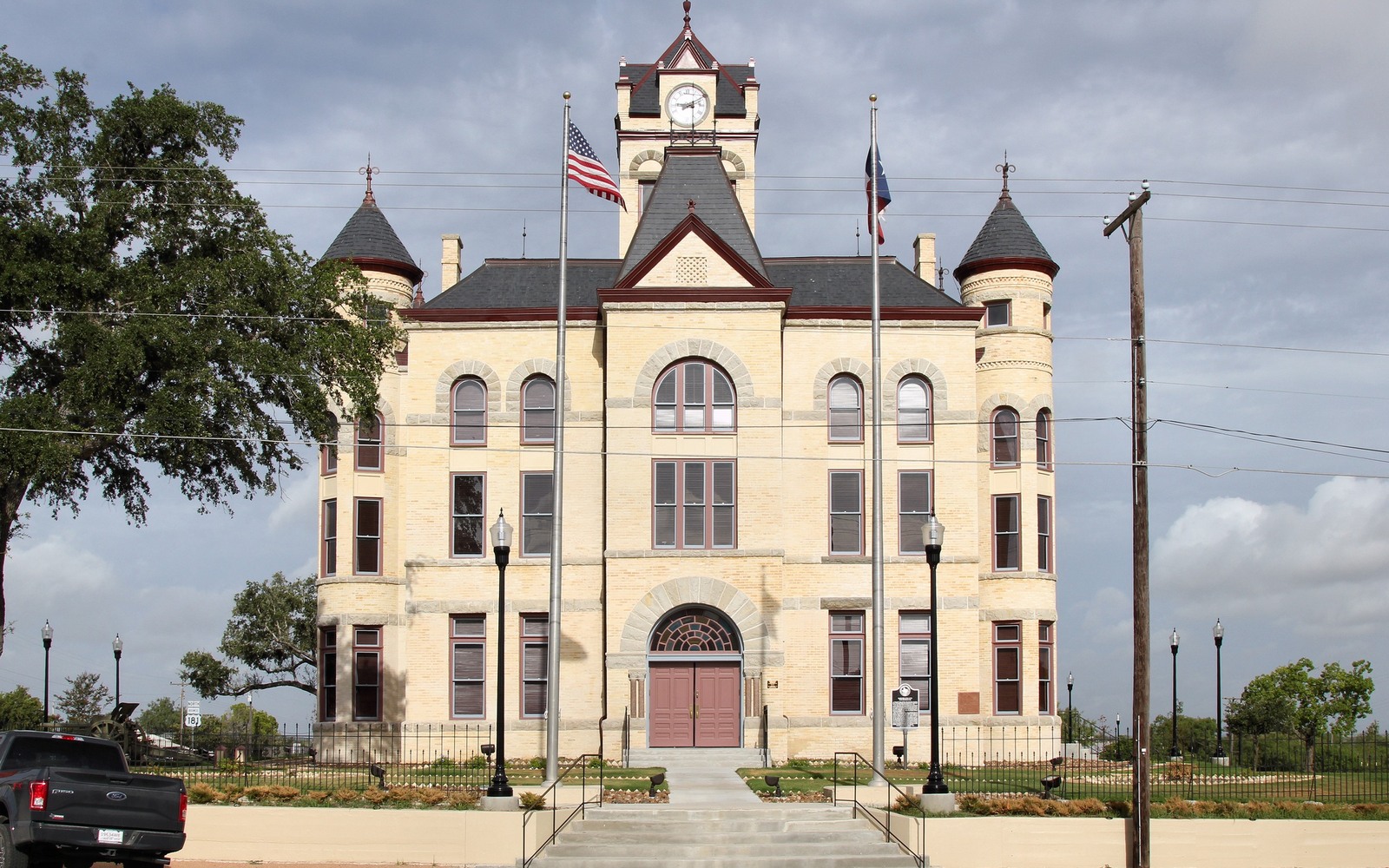 Sell Mineral Rights in Karnes County, TX